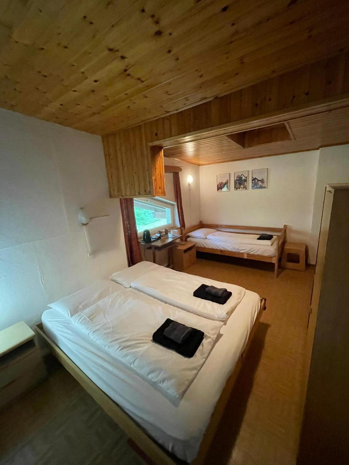 Hotel Picchio Rosso - Stanza Privata Con Bagno In Val Di Fassa Pera Exteriér fotografie